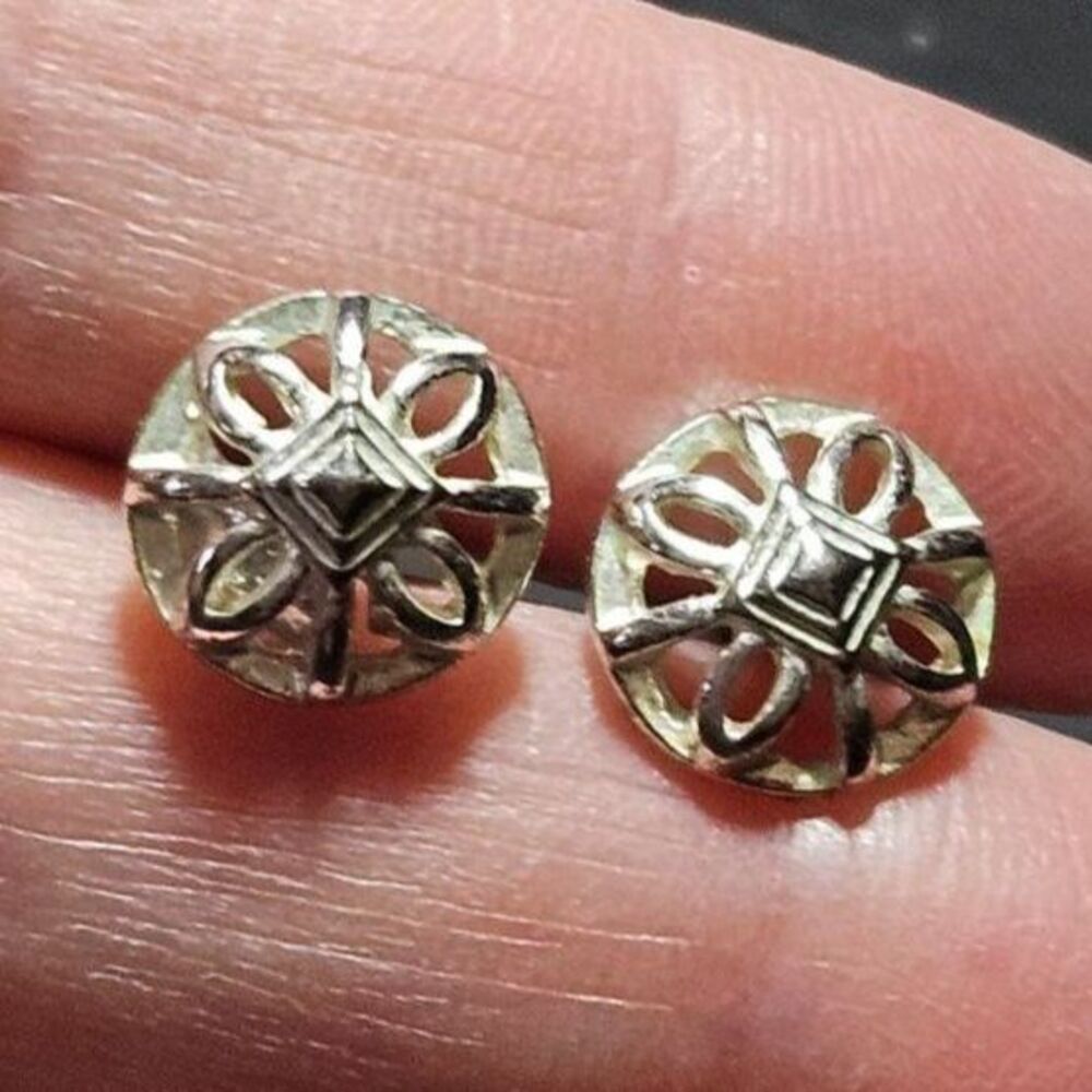Silver tone round earrings